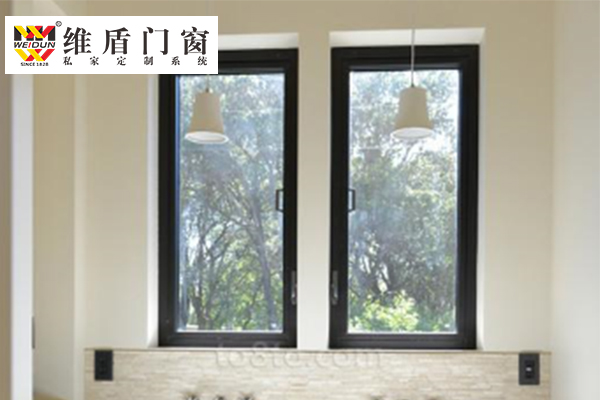  斷橋鋁內平開內倒窗